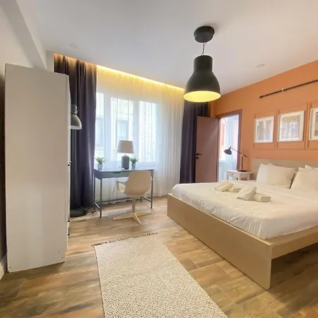 Chic Comfortable Flat In Historic Balat Istanbul